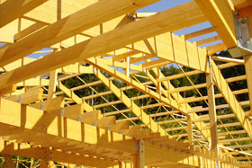 Installation d'une Charpente lamell-coll Obois